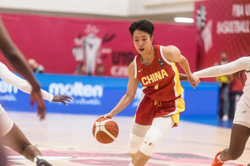 如今, 冉珂嘉得分