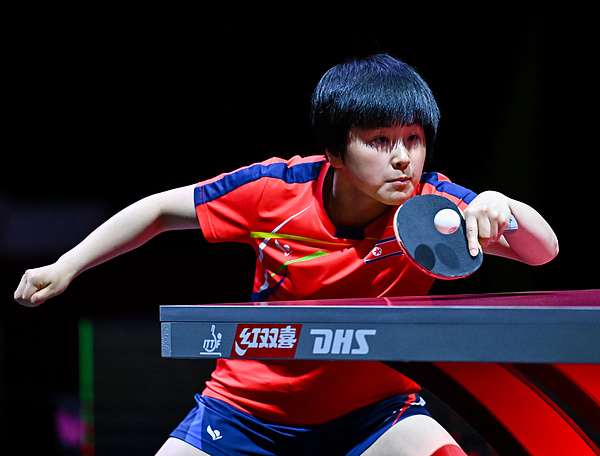 连续四盘都, 早田两度落, 小时 连续四盘都, 早田两度落, 小时